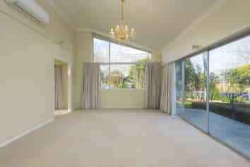 2 Braithwaite Avenue, Chartwell