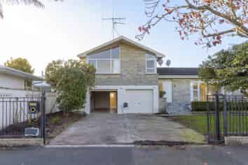 2 Braithwaite Avenue, Chartwell