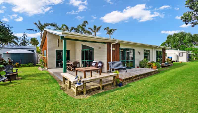 4 Ringer Avenue, Matapouri