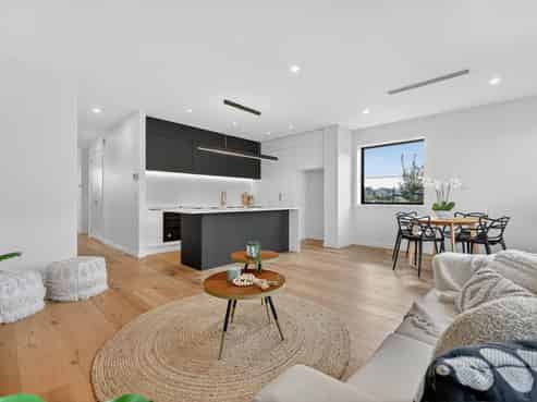 107-113 Tahingamanu Road, Hobsonville