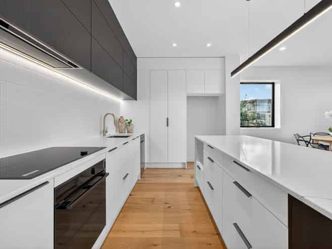 107-113 Tahingamanu Road, Hobsonville