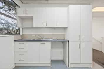 SPLIT-LEVEL OFFICE OPPORTUNITY
