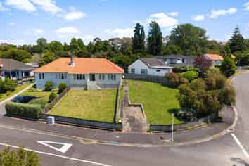 45 Plunket Terrace, Hamilton East