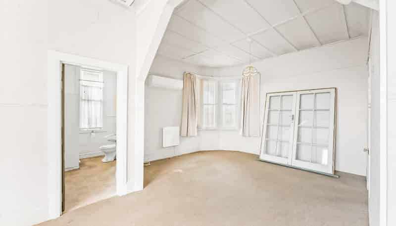 24a Omata Road, Westown