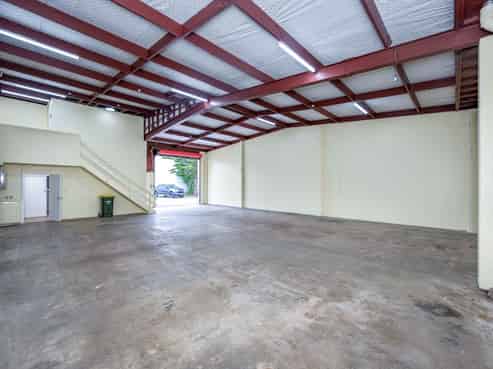 CENTRAL WEST AUCKLAND WAREHOUSE
