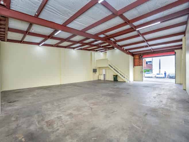 CENTRAL WEST AUCKLAND WAREHOUSE
