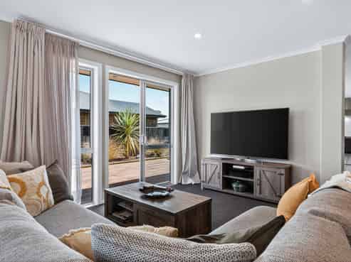 22 Huka Heights Drive, Rangatira Park