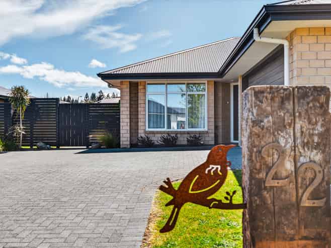 22 Huka Heights Drive, Rangatira Park