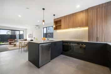 16 Waka Moana Drive, Hobsonville