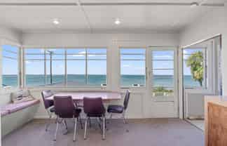 138 Rocks Highway, Riverton