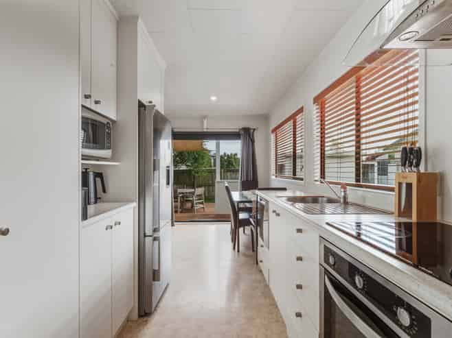 20B Arthur Crescent, Hilltop