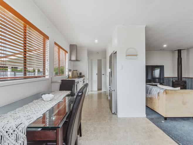 20B Arthur Crescent, Hilltop