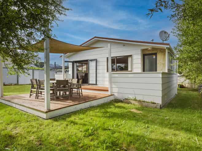 20B Arthur Crescent, Hilltop