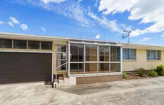 2/17 Princes Street, Kensington