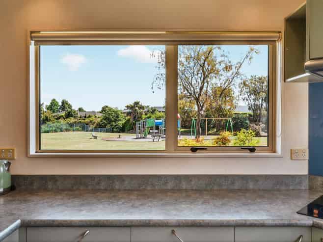 2/35 Fairview Terrace, Waipahihi