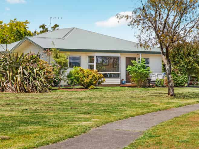 2/35 Fairview Terrace, Waipahihi