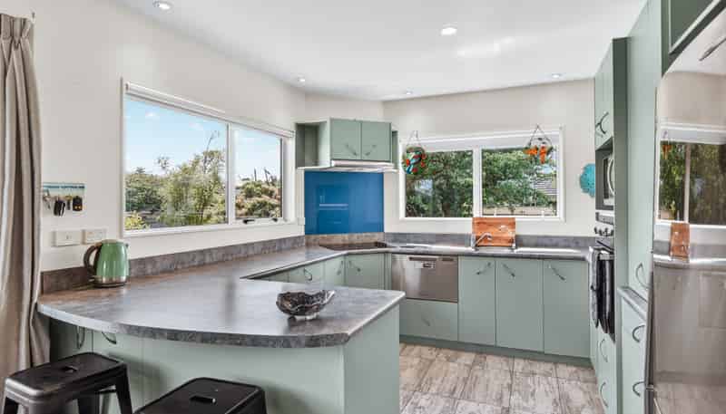 2/35 Fairview Terrace, Waipahihi