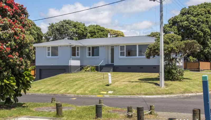 2 Hillary Street, Waihi Beach