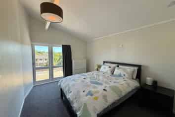 4/8 Wood Street, Papakura