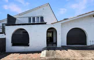 4/8 Wood Street, Papakura