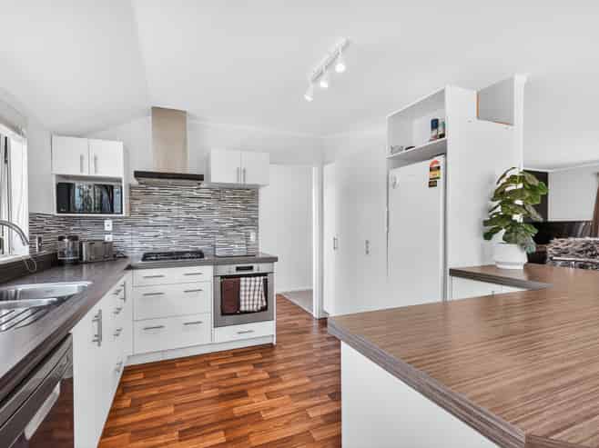 30 Ramsay Drive, Acacia Bay