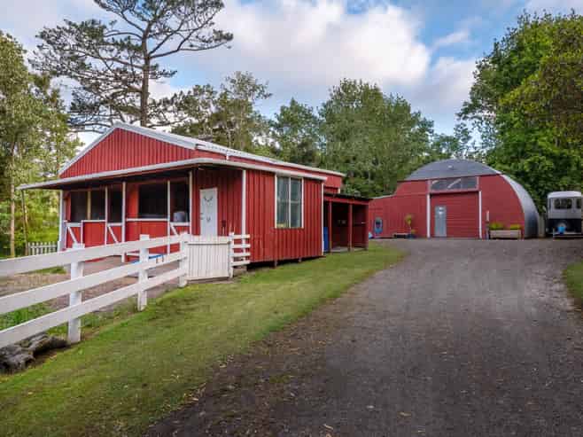 435 Pine Valley Road, Dairy Flat