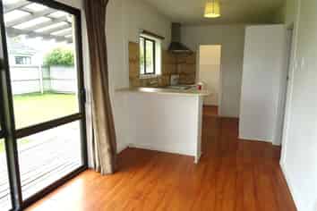  286 Cranford Street, Saint Albans