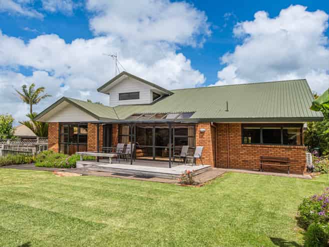 107 Puriri Park Road, MAUNU