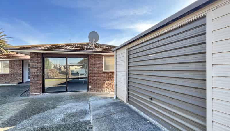 97a Tremaine Ave, Westbrook