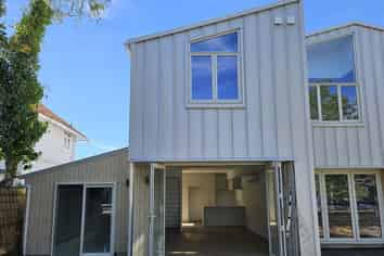 10 Paparoa Street, Papanui