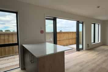 Ultimate Live/Work - Lifestyle and Function  