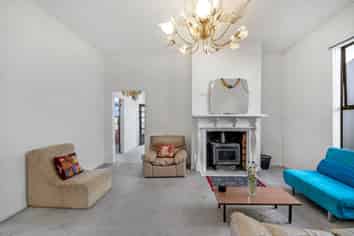 94 Barrow Street, Bluff