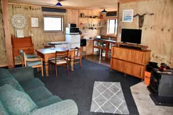 7 Hunter Street, Karamea