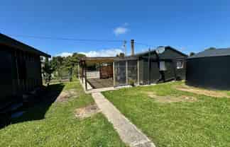 7 Hunter Street, Karamea