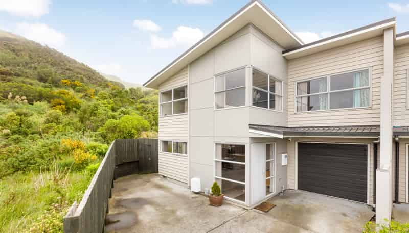 27 Comber place, Johnsonville