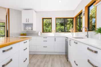 155A Katherine Mansfield Drive, Whitemans Valley