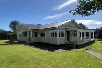 66 Roose Rise, Maungatapere