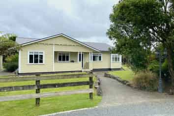 66 Roose Rise, Maungatapere