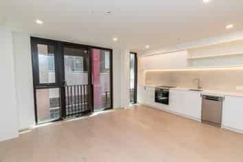 111/10 Alpha Street, Wellington Central