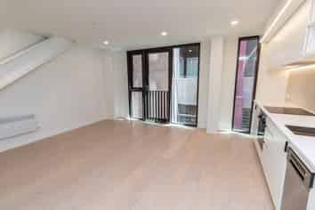 111/10 Alpha Street, Wellington Central