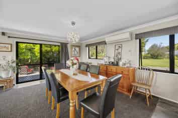 13 The Loop, Meeanee