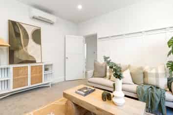 90 Roker Street, Somerfield