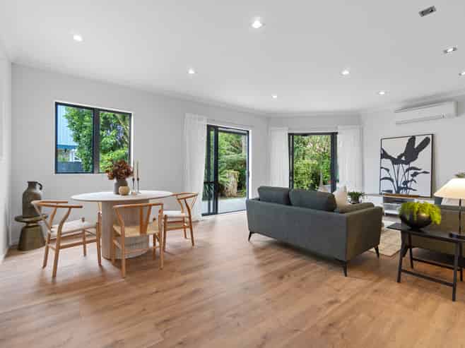 81A East Street, Enderley