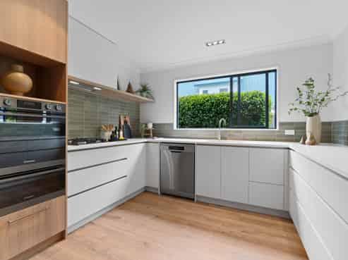 81A East Street, Enderley