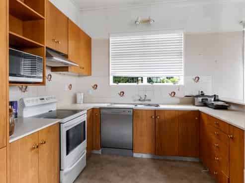 279 Church Street, West End