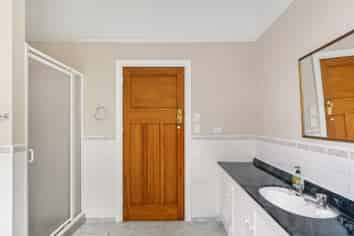 279 Church Street, West End