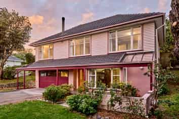 108 Helston Road, Paparangi