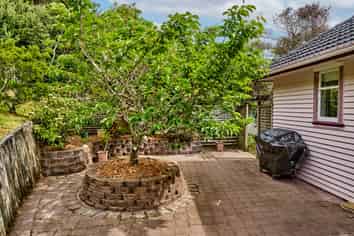 108 Helston Road, Paparangi