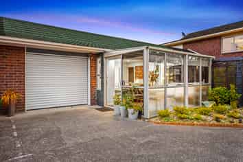 Flat 2/274 Hibiscus Coast Highway, Orewa