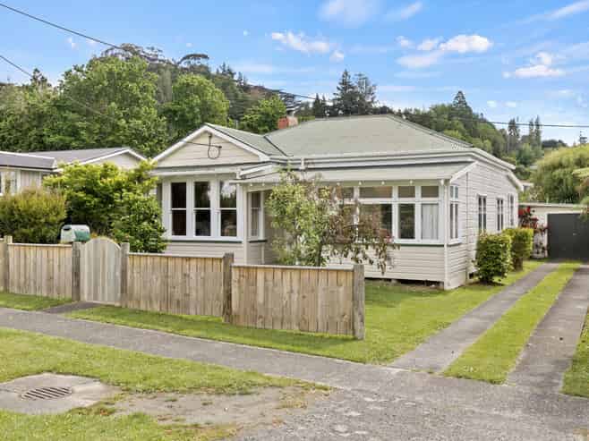 30 Milne Street, Hunterville